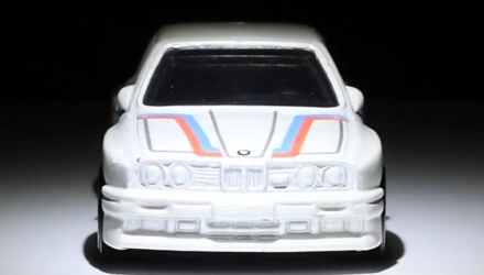 Тематична Машинка Hot Wheels '92 BMW M3 BMW 1:64 DJM81 White - Retromagaz, image 5