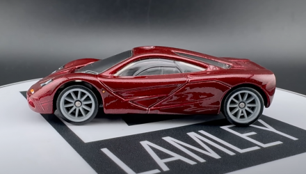 Машинка Premium Hot Wheels McLaren F1 Mr. Bean Exotic Envy 1:64 HKC77 Red - Retromagaz, image 4