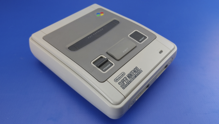 Набір Консоль Nintendo SNES FAT Europe Light Grey Б/У + Геймпад Дротовий RMC Grey 1.5m Новий 2 шт - Retromagaz, image 1