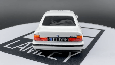 Машинка Premium Hot Wheels 1991 BMW M5 Boulevard 1:64 JBL24 White - Retromagaz, image 5