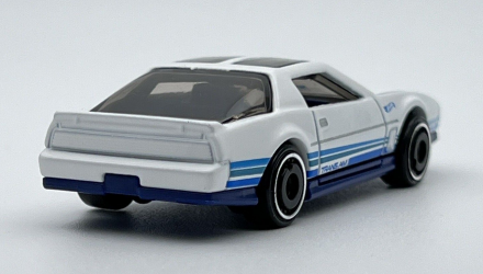 Машинка Базовая Hot Wheels '84 Pontiac Firebird Muscle Mania 1:64 HKK92 White - Retromagaz, image 3