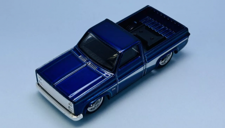 Машинка Базовая Hot Wheels '83 Chevy Silverado Super Treasure Hunt STH Then and Now 1:64 HTF44 Blue - Retromagaz, image 4