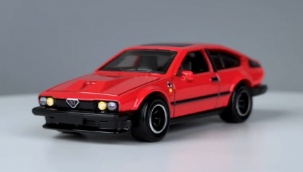 Набор Машинка Premium Hot Wheels Alfa Romeo GTV6 3.0 World Tour 1:64 HRV80 Red  + '82 Toyota Supra White + Volkswagen Golf Mk7 Blue + Brasilia Green + Audi S4 Quattro Silver - Retromagaz, image 1