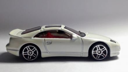 Машинка Базова Hot Wheels 300ZX Twin Turbo Nissan 1:64 FYB73 White - Retromagaz, image 4