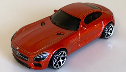 Машинка Базовая Hot Wheels '15 Mercedes-AMG GT Exotics 1:64 DVC48 Orange - Retromagaz, image 2