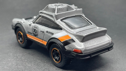 Машинка Велике Місто Matchbox 1985 Porsche 911 Rally 70 Years Special Edition 1:64 HLD32 Silver - Retromagaz, image 3