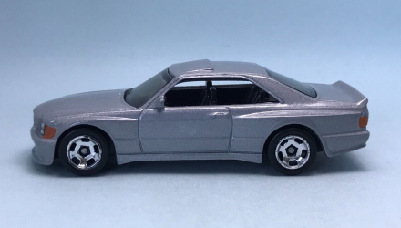 Машинка Базова Hot Wheels '89 Mercedes-Benz 560 SEC AMG Turbo 1:64 HKK85 Metallic Silver - Retromagaz, image 4