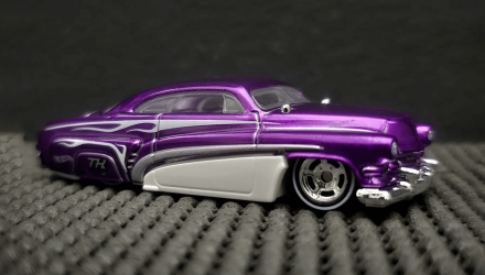 Машинка Базовая Hot Wheels Hirohata Merc Rod Squad 1:64 JBC36 Purple - Retromagaz, image 1