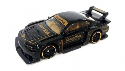 Машинка Базовая Hot Wheels Liberty Walk LB Super Silhouette Nissan Silvia (S15) Modified 1:64 HKH85 Black - Retromagaz, image 3