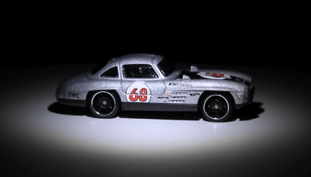 Машинка Базова Hot Wheels IWC Schaffhausen Mercedes-Benz 300 SL Speed Graphics 1:64 GRY47 Silver - Retromagaz, image 6