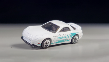 Машинка Базовая Hot Wheels '95 Mazda RX-7 J-Imports 1:64 HTC46 White - Retromagaz, image 1