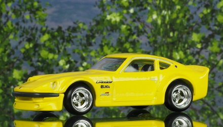 Машинка Premium Hot Wheels Nissan Nissan Fairlady Z Standart Japan Historics 1:64 FLC08 Yellow 1шт - Retromagaz, image 2