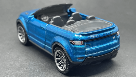 Тематическая Машинка Matchbox Range Rover Evoque Moving Parts 1:64 FWD28/HVN11 Blue - Retromagaz, image 2