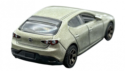 Машинка Большой Город Matchbox 2019 Mazda 3 Roadtrip 1:64 Gold - Retromagaz, image 3