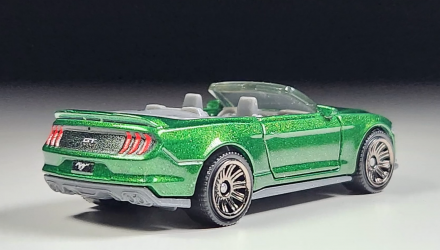 Тематическая Машинка Matchbox 2019 Ford Mustang Convertible Moving Parts 1:64 FWD28/HVM95 Green - Retromagaz, image 3