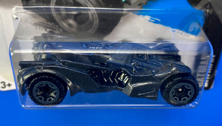 Машинка Базова Hot Wheels Batman: Arkham Knight Batmobile Batman 1:64 DHT18 Dark Grey - Retromagaz, image 3