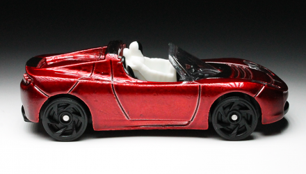 Машинка Базовая Hot Wheels Tesla Roadster With Starman Space 1:64 FYD29 Red - Retromagaz, image 3