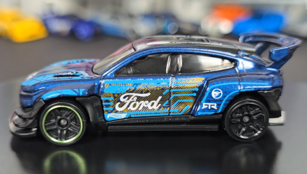 Машинка Базовая Hot Wheels Ford Mustang Mach-E 1400 Treasure Hunts Green Speed 1:64 HTF20 Blue - Retromagaz, image 4