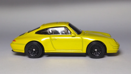 Машинка Базовая Hot Wheels '96 Porsche Carrera Porsche 1:64 GHF18 Yellow - Retromagaz, image 4