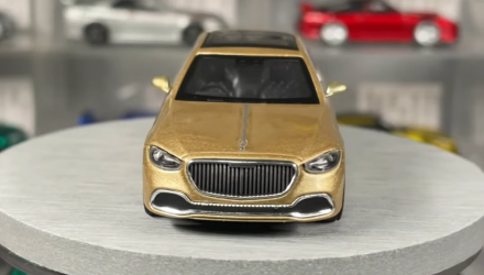 Машинка Premium MINI GT Mercedes-Maybach S680 1:64 Gold - Retromagaz, image 5