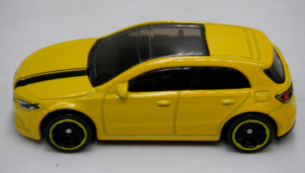 Машинка Базова Hot Wheels '19 Mercedes-Benz A-Class Hatchbacks 1:64 HCW78 Yellow - Retromagaz, image 5