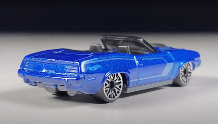 Машинка Базовая Hot Wheels '70 Plymouth Barracuda Roadsters 1:64 HTC13 Dark Blue - Retromagaz, image 3