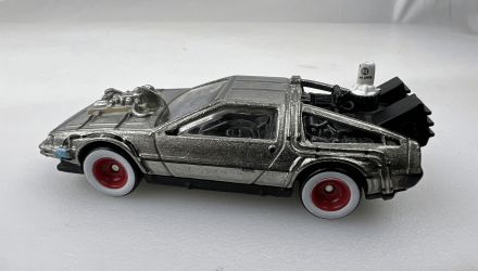 Машинка Premium Hot Wheels Delorean Back to the Future - 1955 Rep. Entertainment 1:64 DWJ77 Silver - Retromagaz, image 4