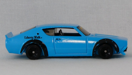 Машинка Базова Hot Wheels Nissan Skyline 2000GT-R LBWK Liberty Walk J-Imports 1:64 HCW32 Blue - Retromagaz, image 4