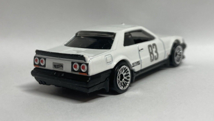 Тематическая Машинка Hot Wheels Nissan Skyline 2000 Turbo RS (KDR30) Cult Racers 1:64 GRP19 White - Retromagaz, image 3