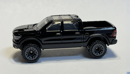 Машинка Базовая Hot Wheels 2020 Ram 1500 Rebel Factory Fresh 1:64 HTD63 Black - Retromagaz, image 2