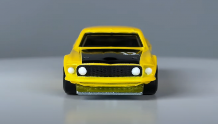 Тематична Машинка Hot Wheels 1969 Ford Mustang Boss 302 Vintage Racing Club 1:64 HRT81/HRV08 Yellow - Retromagaz, image 5