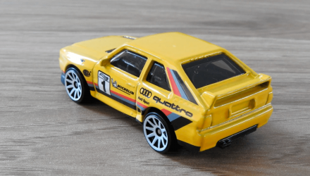 Машинка Базова Hot Wheels '84 Audi Sport Quattro Rally Champs 1:64 HCV29 Yellow - Retromagaz, image 5