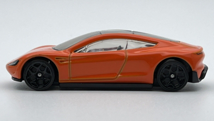 Машинка Базовая Hot Wheels Tesla Roadster Then and Now 1:64 HKJ47 Orange - Retromagaz, image 4