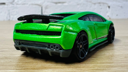 Машинка Базовая Hot Wheels Lamborghini Gallardo LP 570-4 Superleggera 2011 New Models 1:64 T9679 Green - Retromagaz, image 3