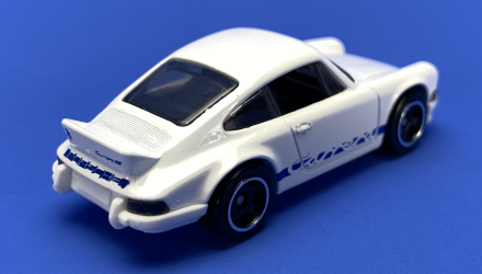 Машинка Базовая Hot Wheels '75 Porsche 911 Carrera RS 2.7 Retro Racers 1:64 HKG42 White - Retromagaz, image 3