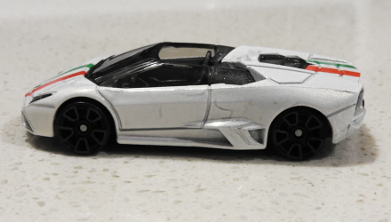 Машинка Базова Hot Wheels Lamborghini Reventon Roadster Roadsters 1:64 FYF70 White - Retromagaz, image 4