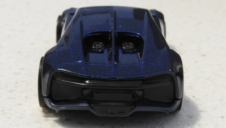 Машинка Базова Hot Wheels '16 Bugatti Chiron Exotics 1:64 FYB49 Metallic Blue - Retromagaz, image 6