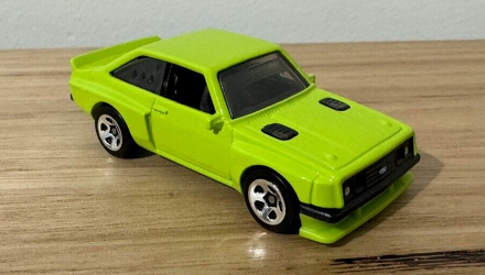 Машинка Базовая Hot Wheels Ford Escort RS2000 Factory Fresh 1:64 HTC48 Green - Retromagaz, image 1