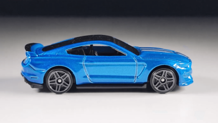 Машинка Базова Hot Wheels Ford Shelby GT350R Muscle Mania 1:64 HCW36 Blue - Retromagaz, image 2