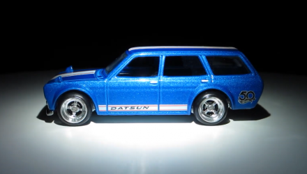 Машинка Premium Hot Wheels '71 Datsun Bluebird 510 Wagon 50th Anniversary Throwback 1:64 FLF36 Blue - Retromagaz, image 4