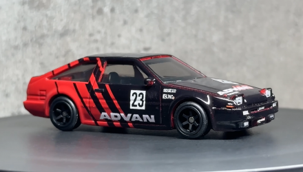 Машинка Premium Hot Wheels Toyota AE86 Sprinter Trueno ADVAN Boulevard 1:64 GJT68/HKF28 Black - Retromagaz, image 3