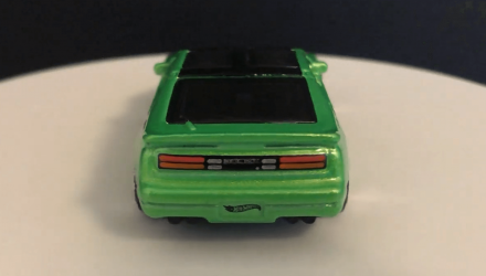 Тематична Машинка Hot Wheels Nissan 300ZX Twin Turbo '90s Street Scene 1:64 JCB59 Green - Retromagaz, image 5