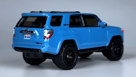 Машинка Premium Hot Wheels 2018 Toyota 4Runner Off-Road 1:64 HKC73 Blue - Retromagaz, image 3