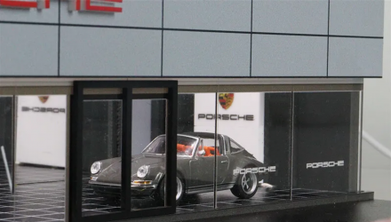 Діорама G-Fans Автосалон Porsche з Підсвіткою 1:64 - Retromagaz, image 4