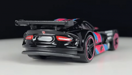 Тематическая Машинка Hot Wheels SRT Viper GTS-R Neon Speeders 1:64 HLH72/HLH78 Black - Retromagaz, image 3