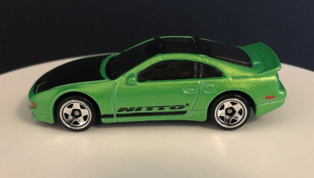 Тематична Машинка Hot Wheels Nissan 300ZX Twin Turbo '90s Street Scene 1:64 JCB59 Green - Retromagaz, image 3