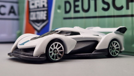 Машинка Базовая Hot Wheels McLaren Solus GT Exotics 1:64 HKG70 White - Retromagaz, image 6