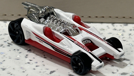 Тематическая Машинка Hot Wheels Honda Racer Honda 70th Anniversary 1:64 FKD28 White - Retromagaz, image 3