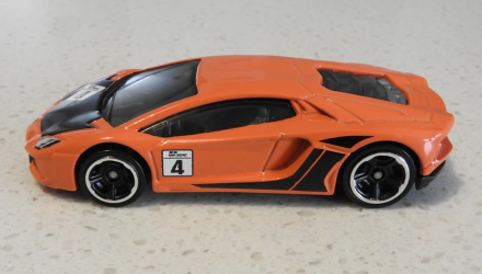 Тематична Машинка Hot Wheels Lamborghini Aventador LP 700-4 Gran Turismo 1:64 DJL20 Orange - Retromagaz, image 3