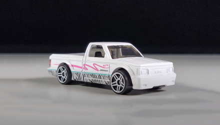 Машинка Базовая Hot Wheels '91 GMC Syclone The `90S 1:64 HTB09 White - Retromagaz, image 4